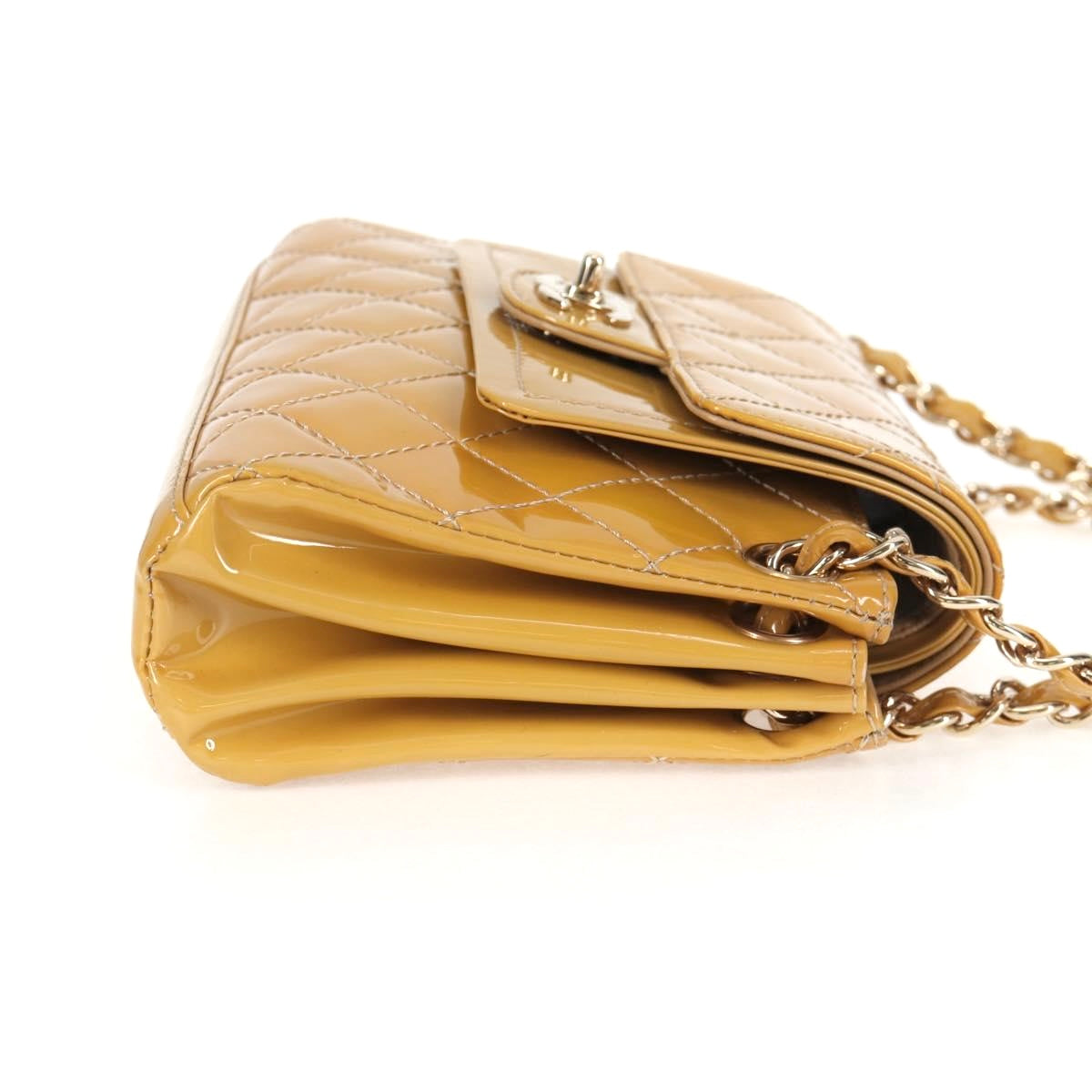 CHANEL Matelasse Chain Shoulder Bag
