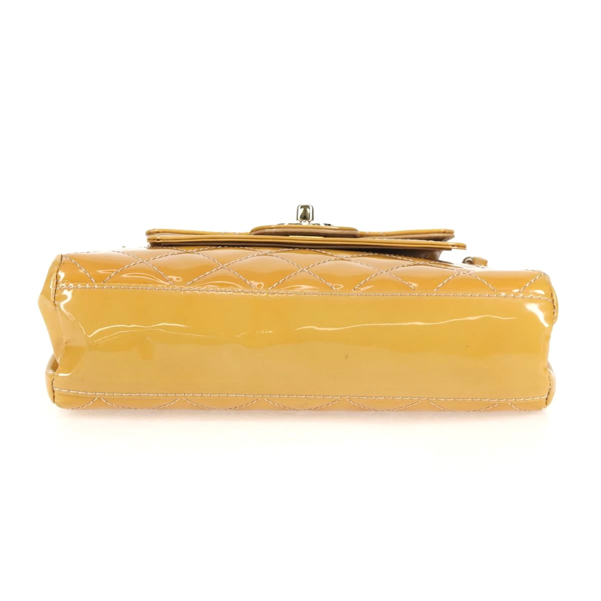 CHANEL Matelasse Chain Shoulder Bag