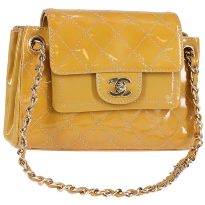 CHANEL Matelasse Chain Shoulder Bag